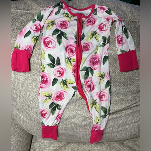 Little Sleepies OG Roses 🌹 - Picture 3 of 5